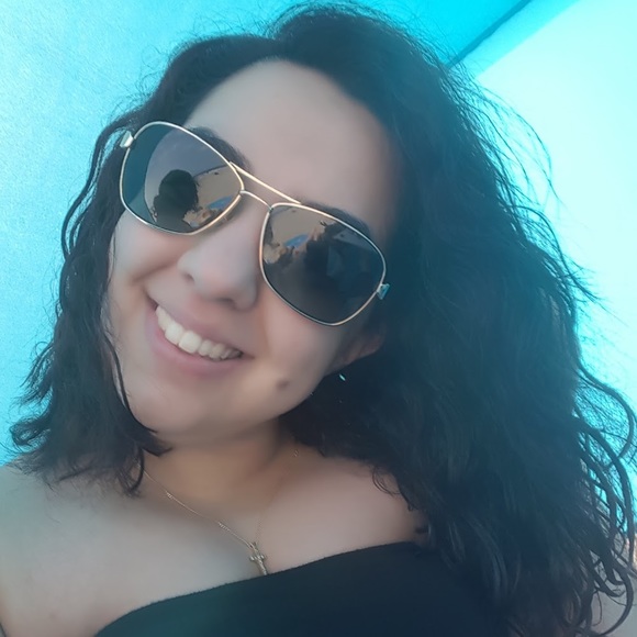 Meet your Posher, Dora - Picture 1 of 1